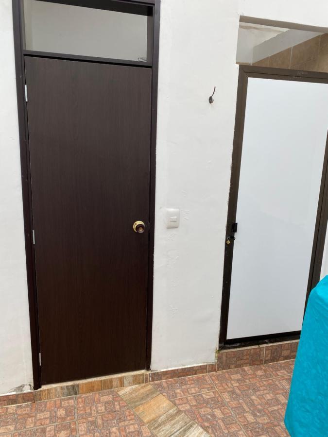 Independiente Bano Exterior Homestay Armenia (Quindio)